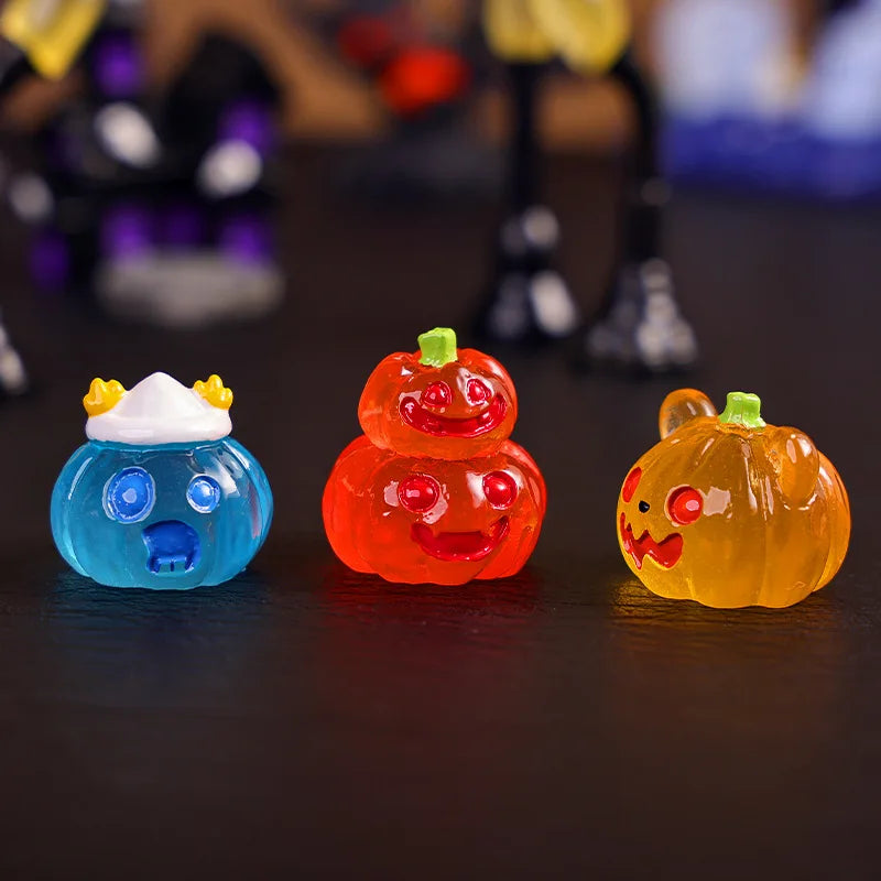 8/16/24pcs Luminous Halloween Figurine