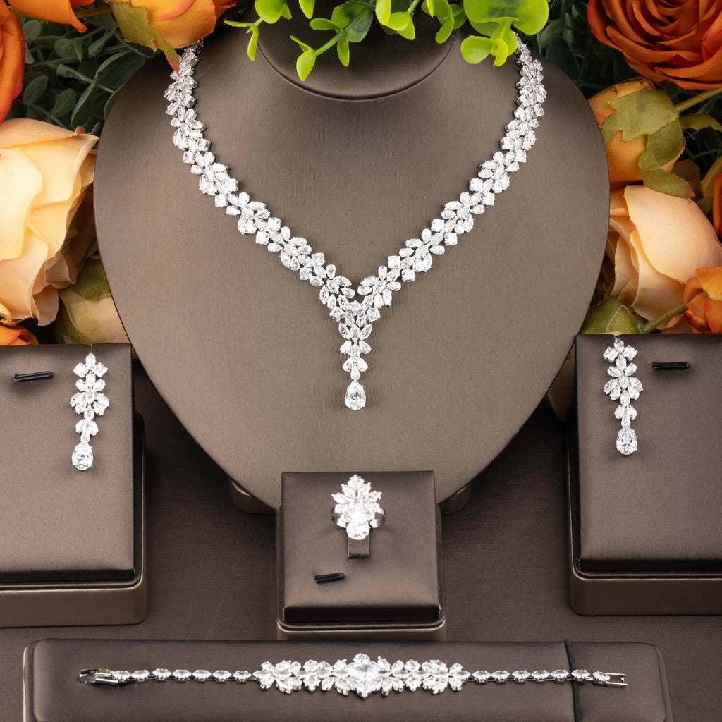 1 set of elegant cubic zirconia leaf-shaped design wedding jewelry set suitable for women to wear at banquets. Gift box not included