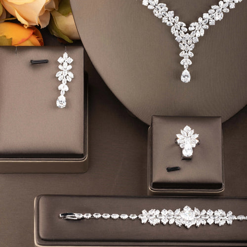 1 set of elegant cubic zirconia leaf-shaped design wedding jewelry set suitable for women to wear at banquets. Gift box not included